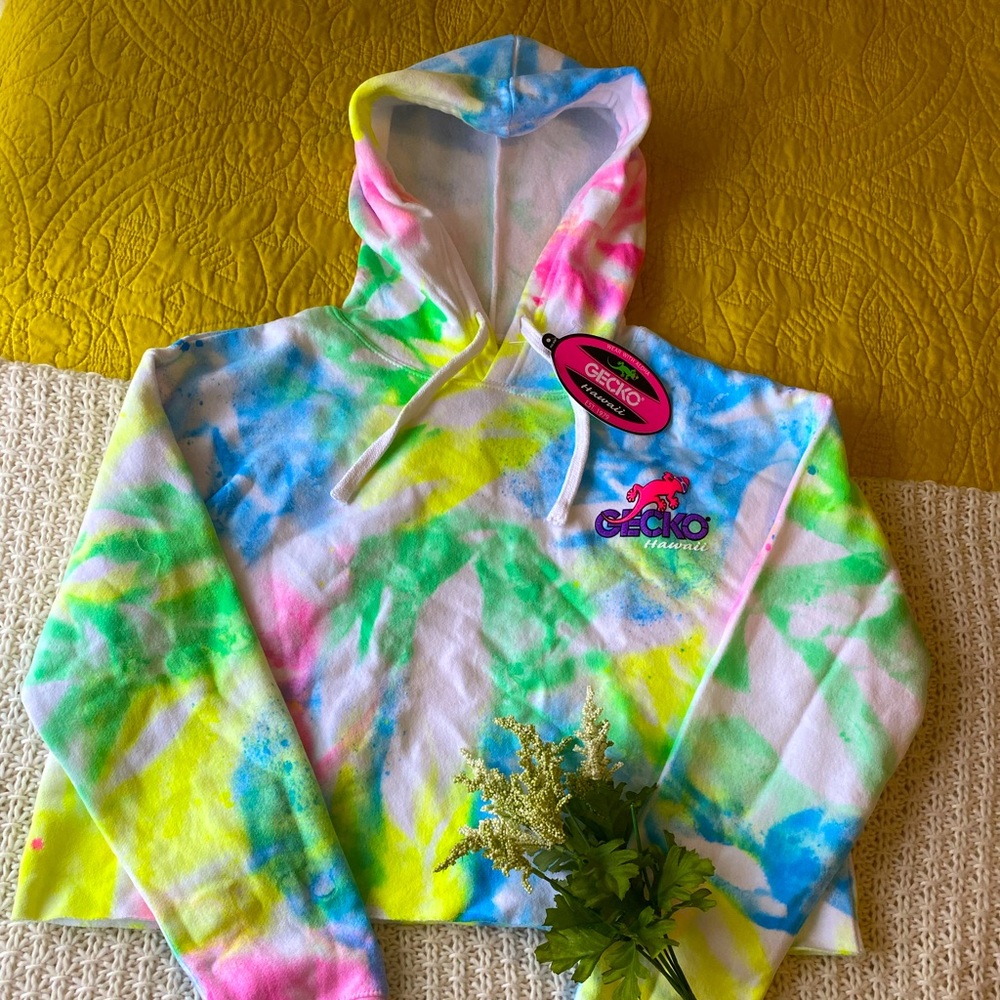 NWT BUNDLE -Cropped Hoodie & Jogger Set from Gekko Hawaii - SOLD OUT